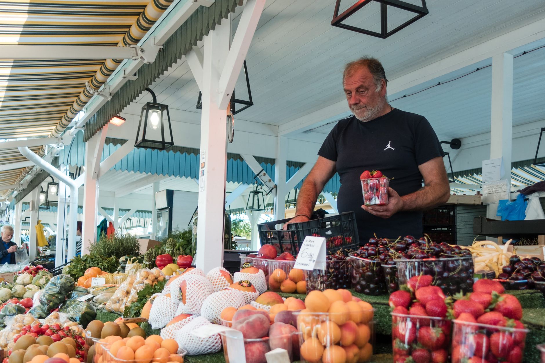 Best Markets in Newcastle: Farmers Markets, Weekend Stalls and Night Events